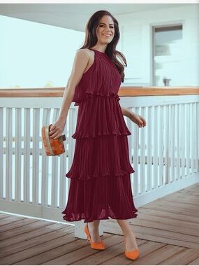 Beautiful Sleeveless Tiered Pleated Wine Dress NWT Back Tie Small
